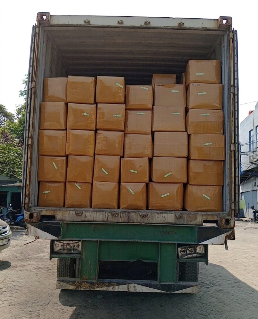 Kratom export container being loaded for international shipment from Kalimantan
